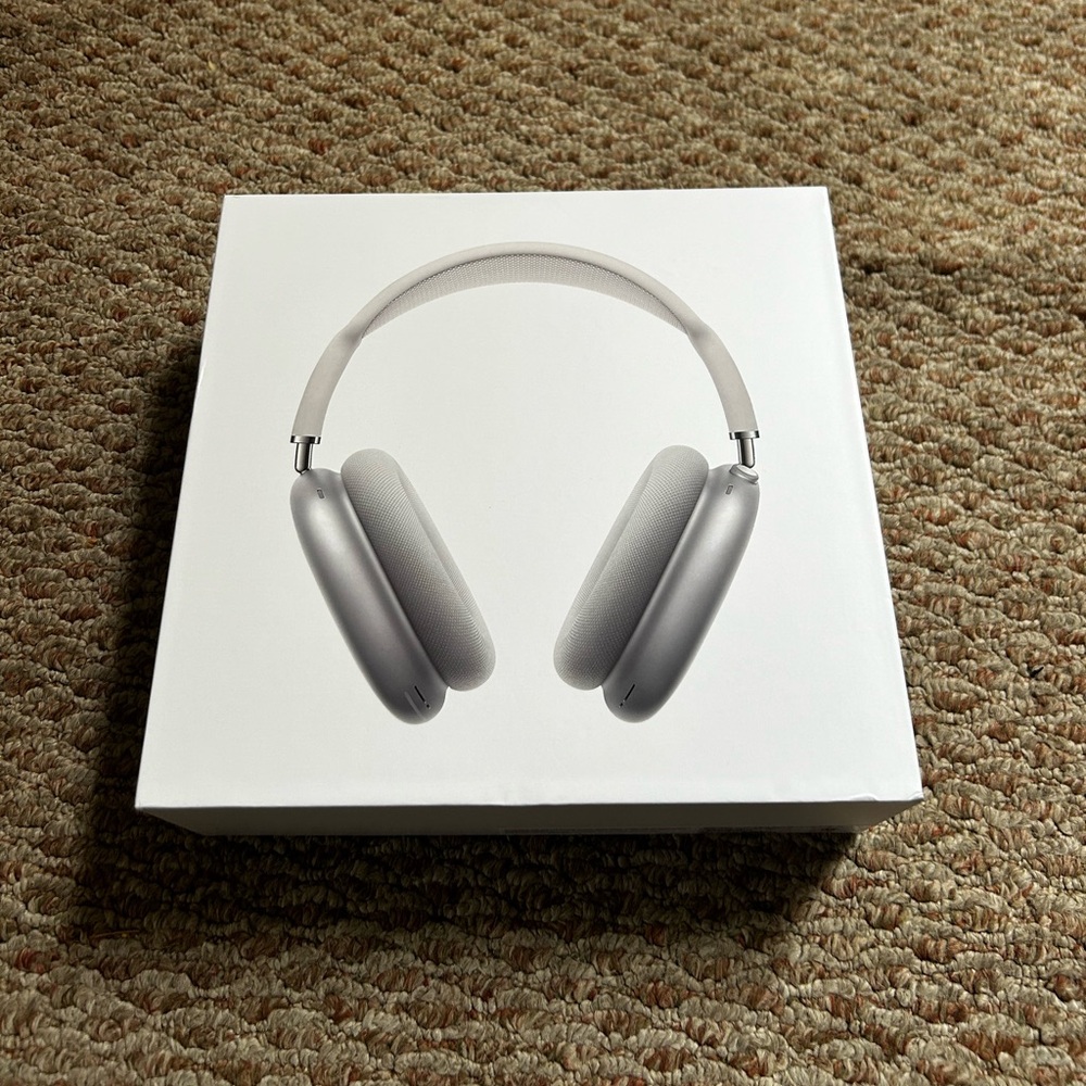 AirPod max pro